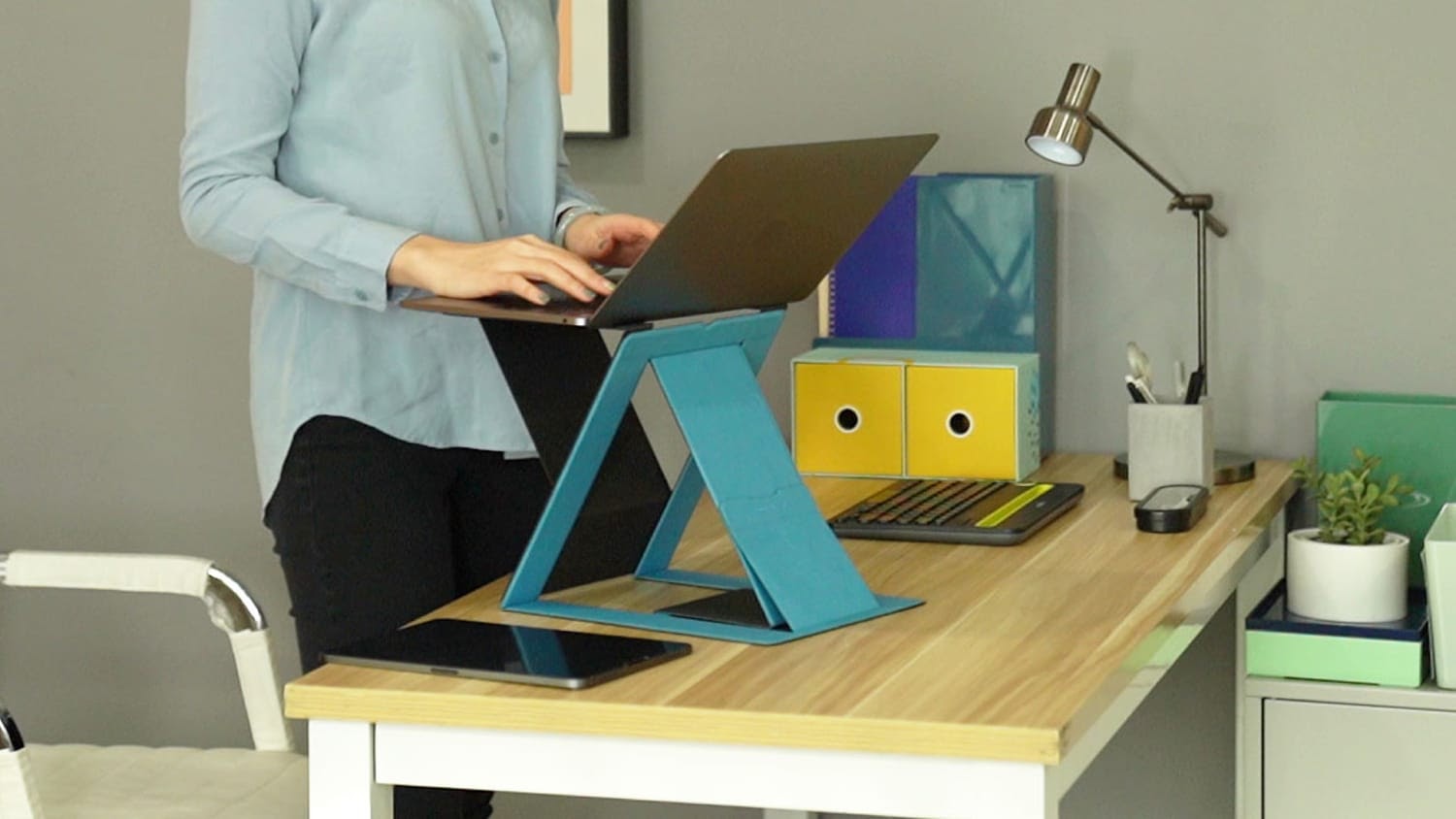 Sit Stand Desk Simplifying Your Work from Home Issues