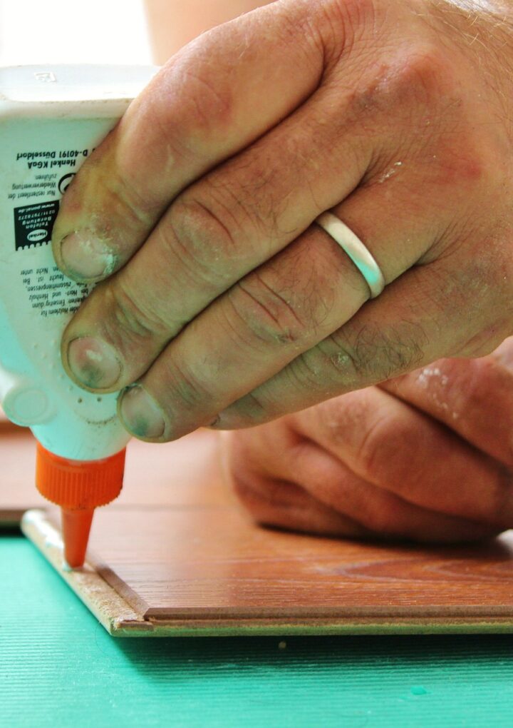 How to find the right glue for the job at hand