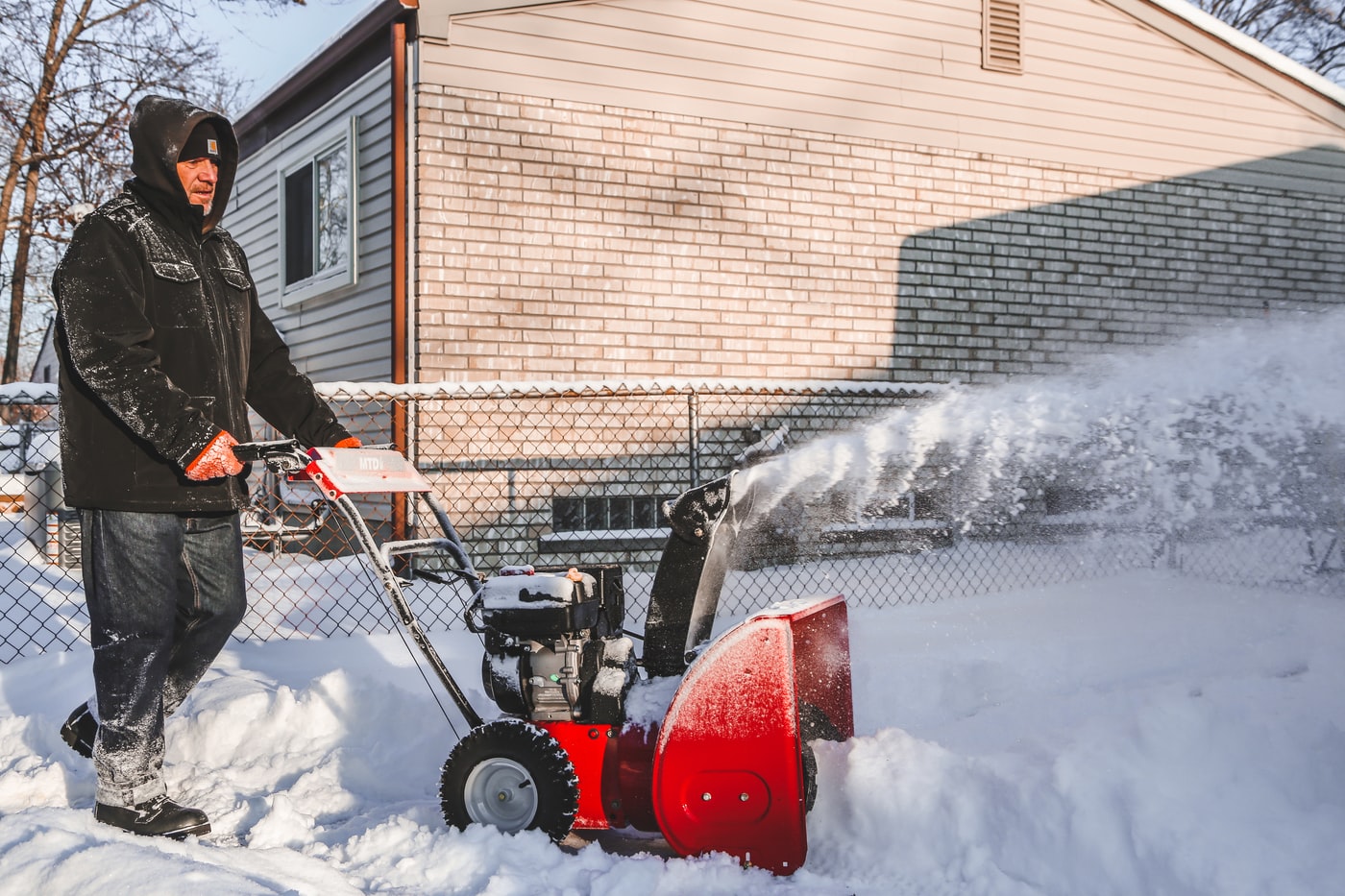 4 Tips For Using A Snow Blower Safely