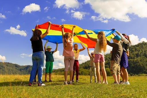 7 tips to prepare your child for summer camp