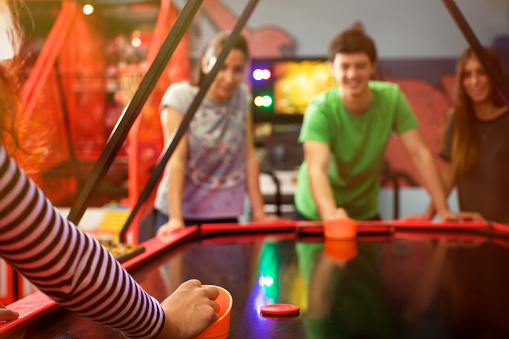 Vital Features Of A Quality Air Hockey Table You Should Know