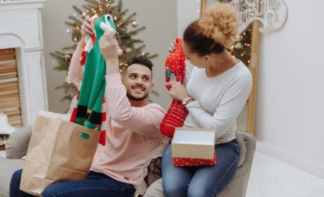 TOP 5 UNIQUE GIFTS FOR YOUR SPOUSE THIS CHRISTMAS