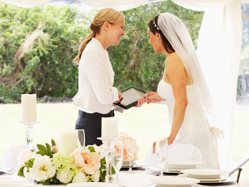 Important Questions to Ask While Hiring a Wedding Planner