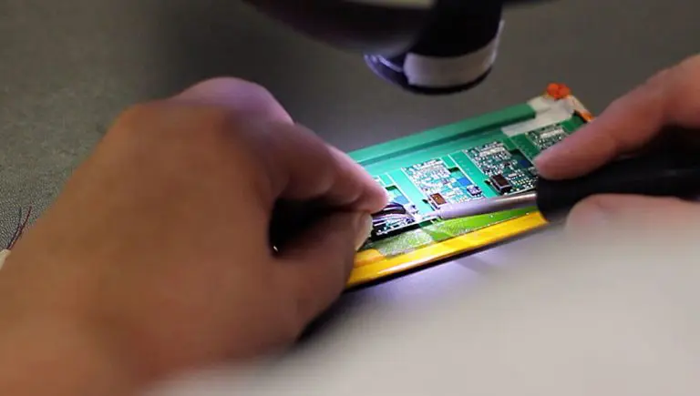 How to Choose the Best PCB Electronic Assembly Service