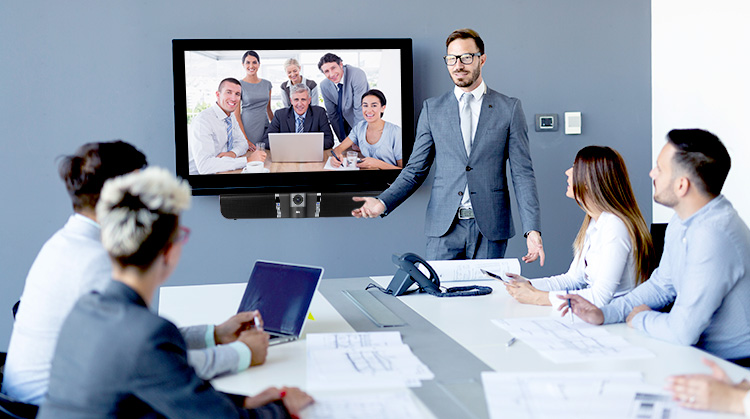 4 Top Advantages of Video Conferencing API